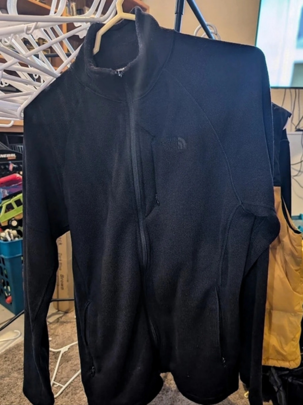 The North Face Men's Crest Full-Zip Black Performance Jacket Size Medium